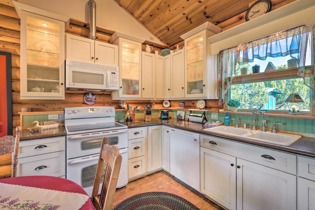 Quaint Williams Cabin Near Grand Canyon エクステリア 写真